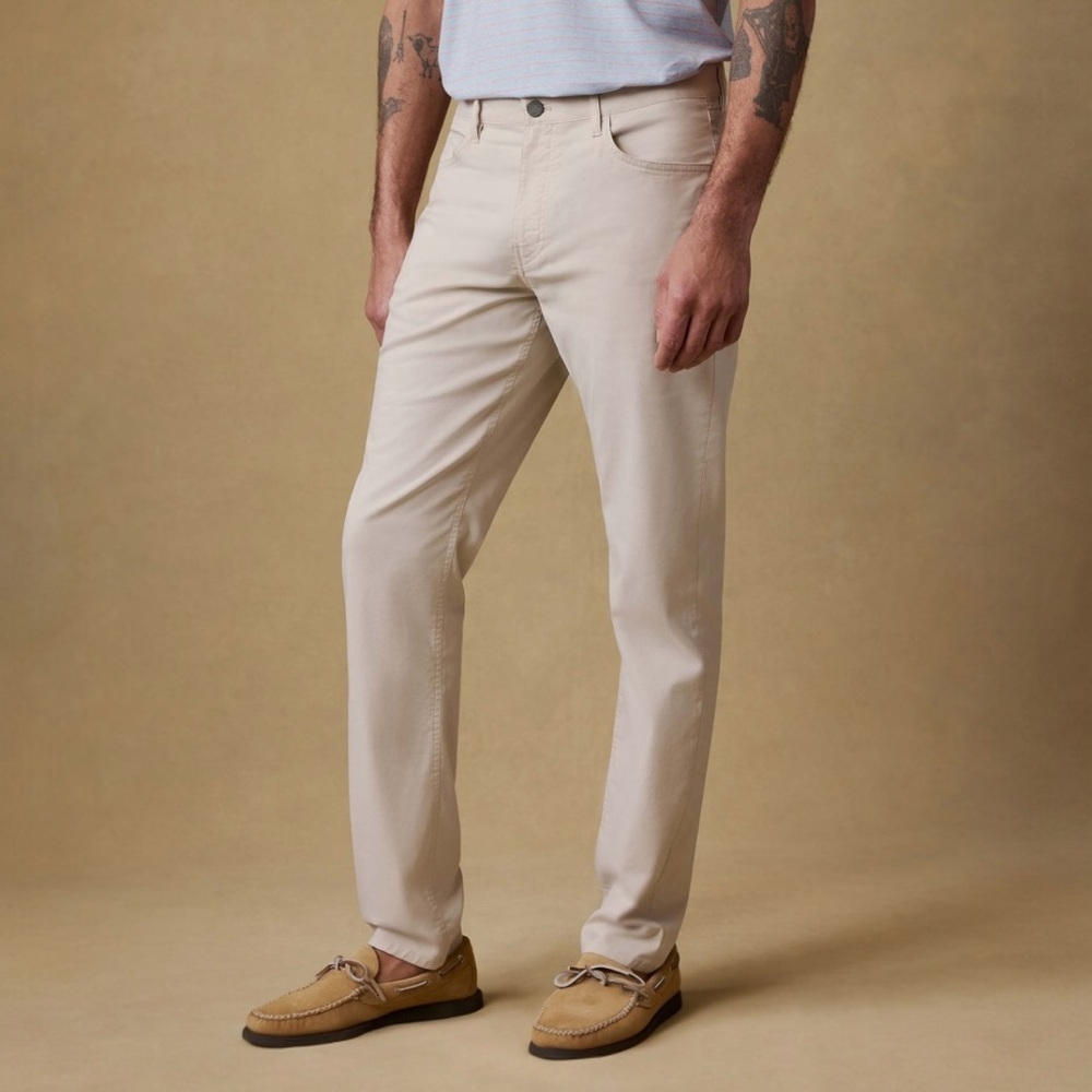 Faherty Movement 5-Pocket Pant Size 34 Light Sand